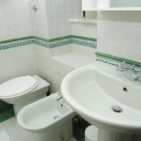 Guest house Affittacamere Mare Luna *